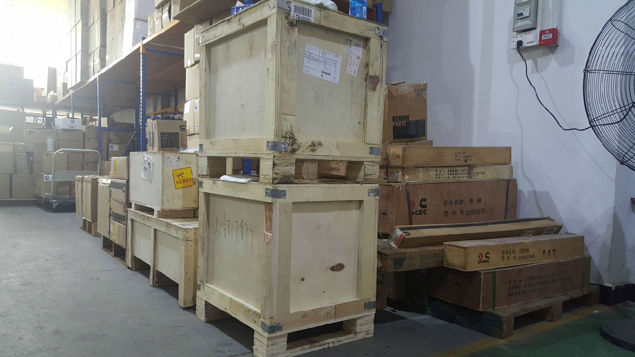 廠(chǎng)庫(kù)一角 (15)